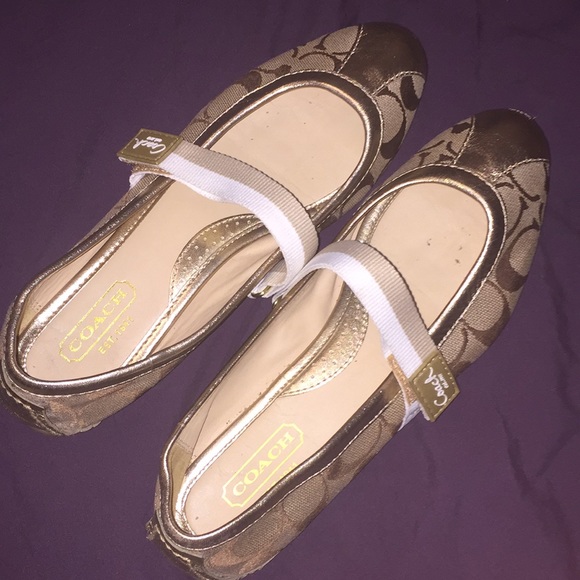Coach Shoes - SOLD Women's Coach Flats Dress Shoes size 7.5